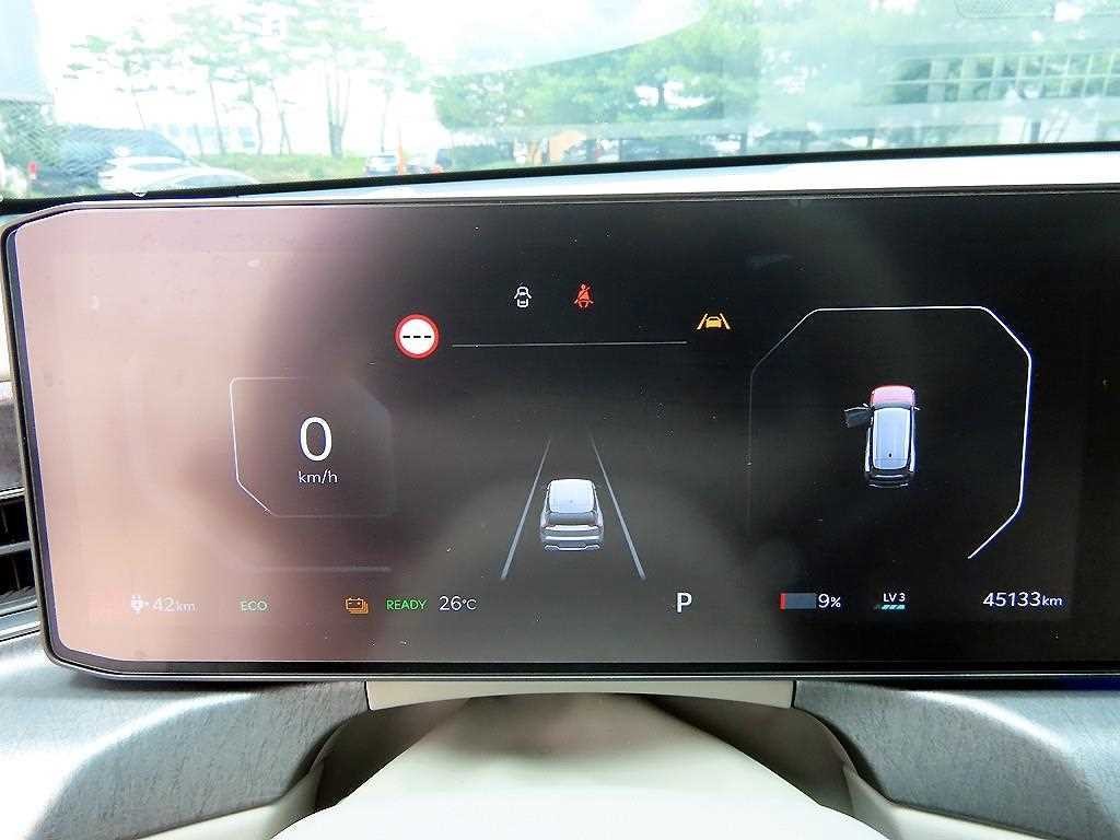 기아 EV9 롱레인지 4WD 어스 이미지 9