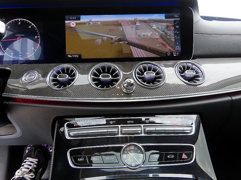 벤츠 CLS 클래스 CLS클래스 C257 CLS 300d AMG Line 이미지 14