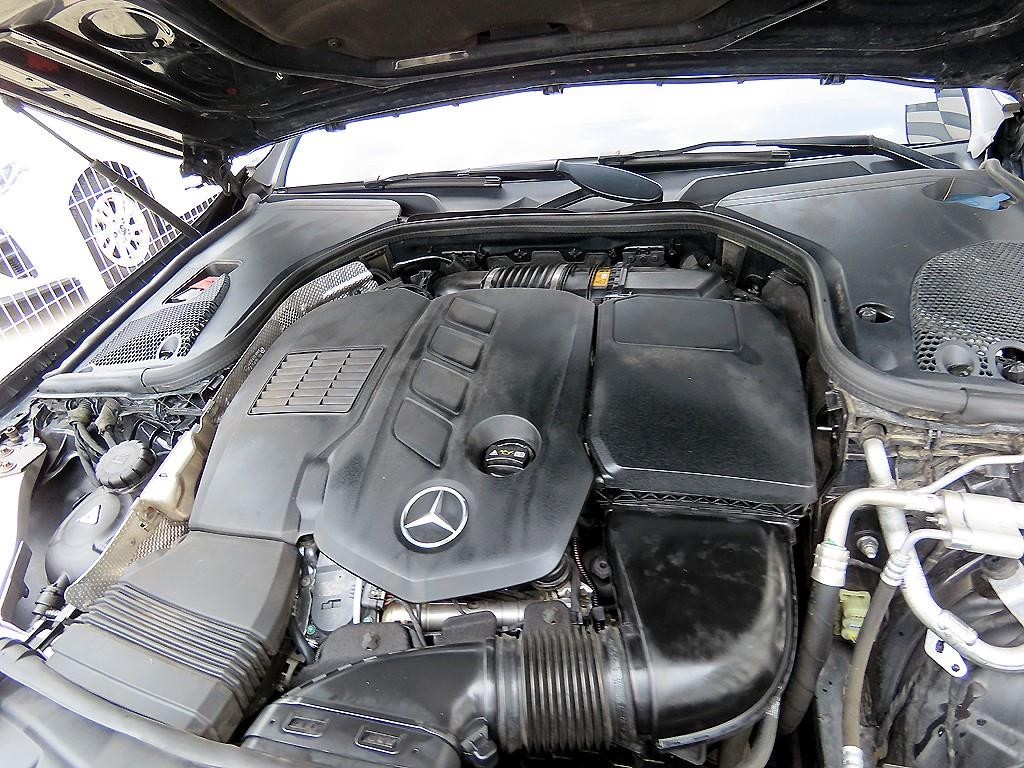 벤츠 CLS 클래스 CLS클래스 C257 CLS 300d AMG Line 이미지 19