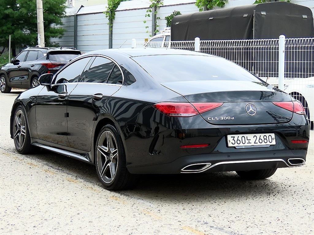 벤츠 CLS 클래스 CLS클래스 C257 CLS 300d AMG Line 이미지 3