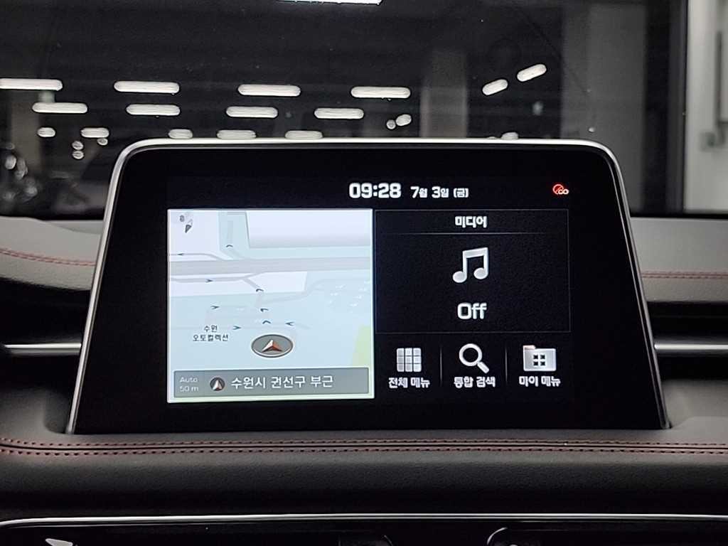 제네시스 G70 2.0T AWD 스포츠 패키지 이미지 16