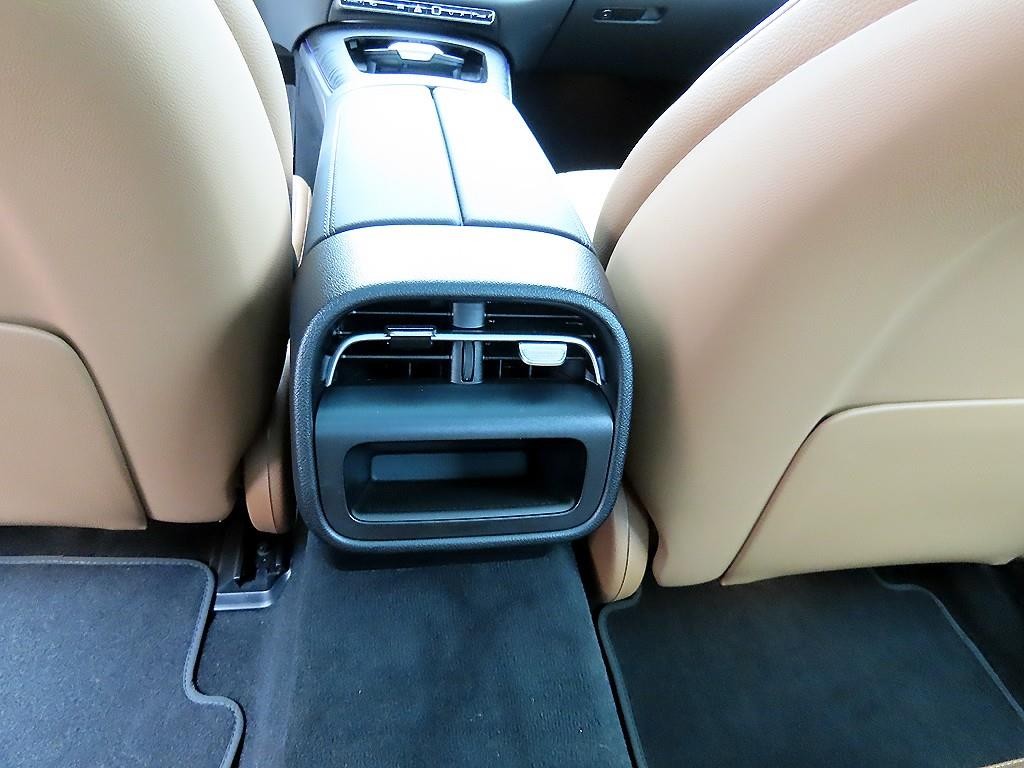 벤츠 E 클래스 E-클래스 W214 E200 아방가르드 이미지 16