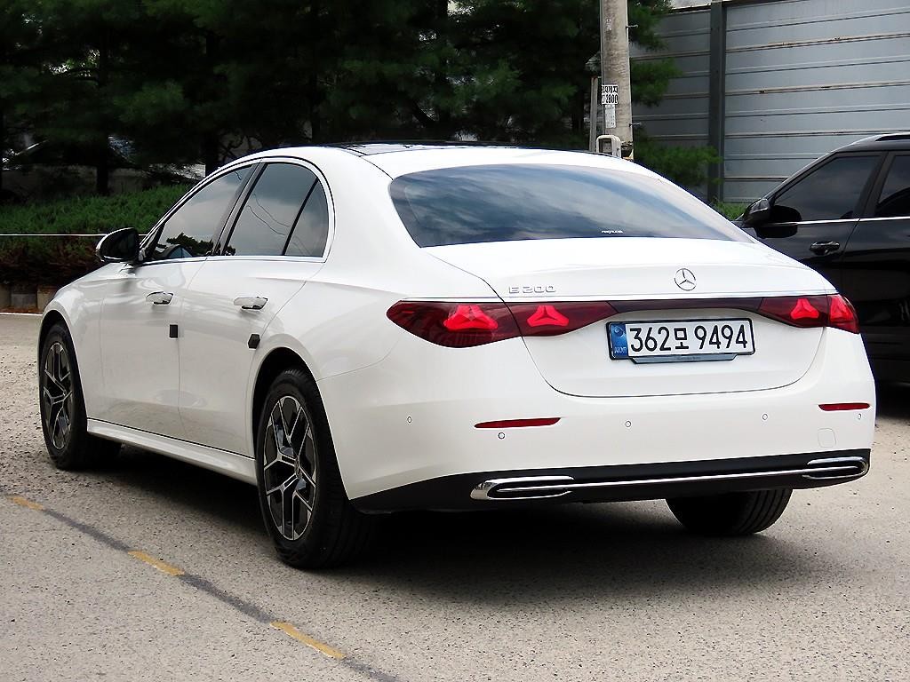 벤츠 E 클래스 E-클래스 W214 E200 아방가르드 이미지 3