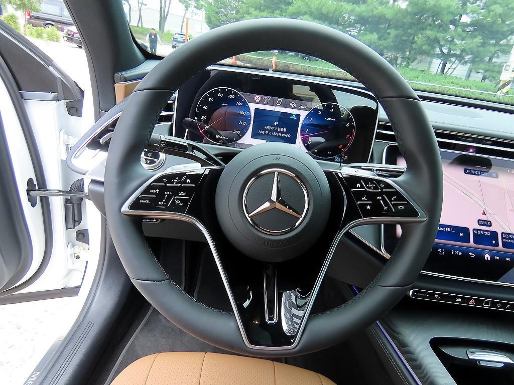 벤츠 E 클래스 E-클래스 W214 E200 아방가르드 이미지 8