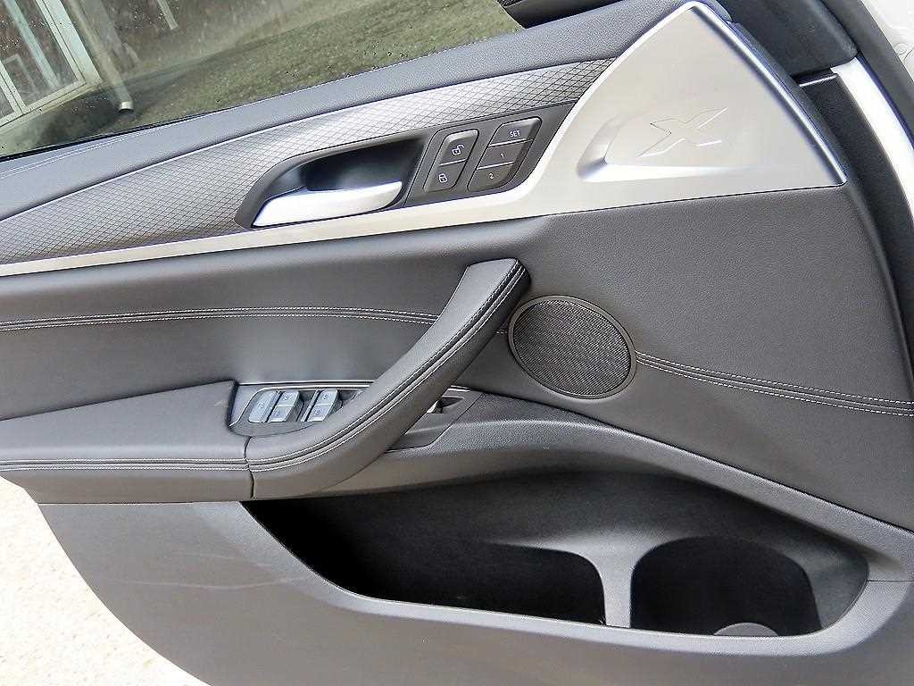 BMW X4 X4 (G02) xDrive 20i xLine 이미지 12