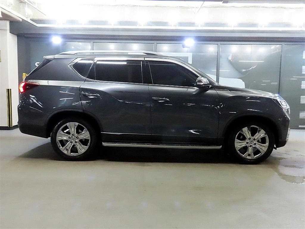 KG모빌리티(쌍용) 렉스턴 올 뉴 렉스턴 (Y450) 디젤 2.2 2WD 프레스티지 이미지 3