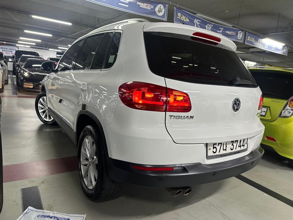 폭스바겐 티구안 뉴티구안 2.0 TDI 블루모션 이미지 2