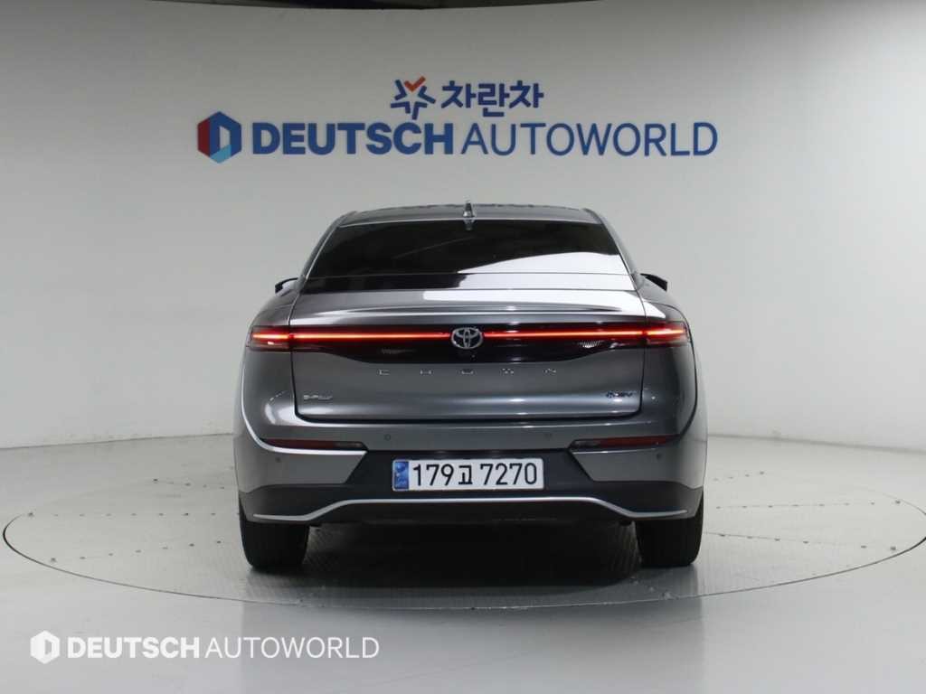 토요타 크라운 크라운 크로스오버 2.5 4WD 하이브리드 이미지 4