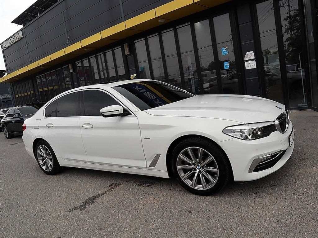 BMW 5시리즈 5시리즈 (G30) 520i 럭셔리 이미지 20