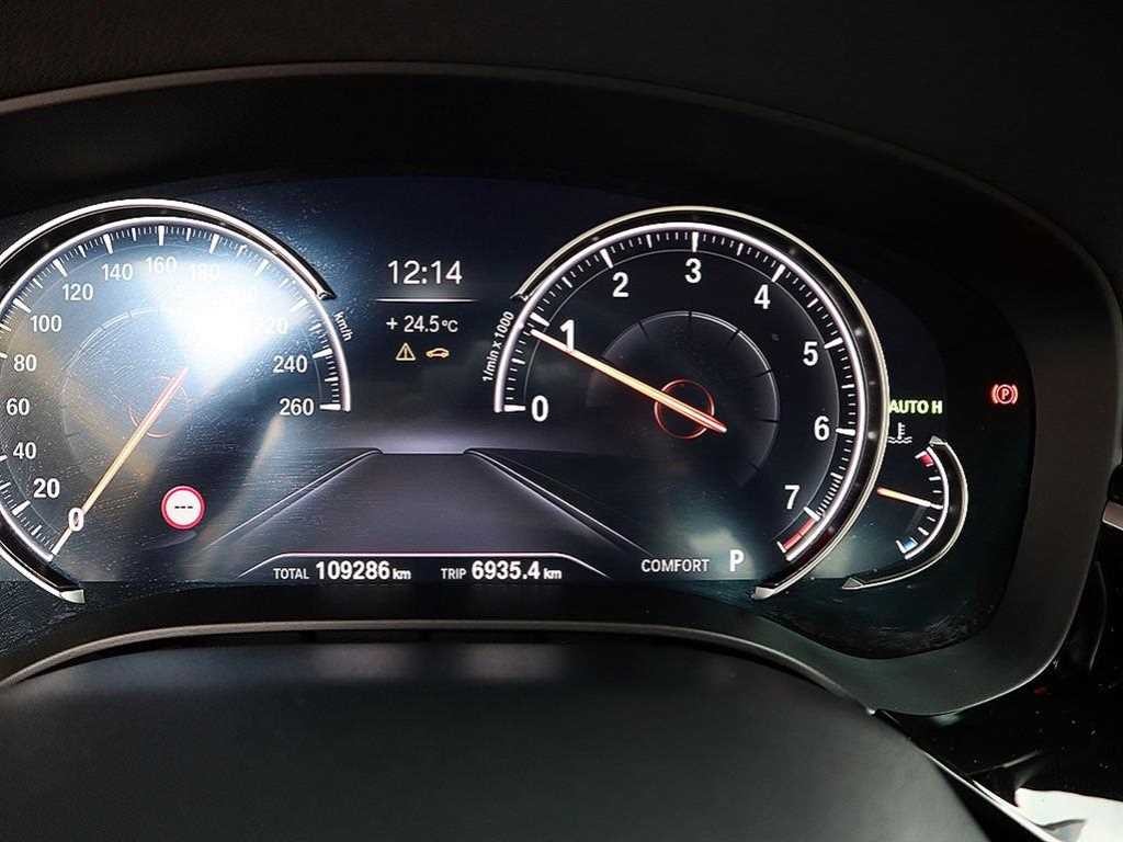 BMW 5시리즈 5시리즈 (G30) 520i 럭셔리 이미지 9