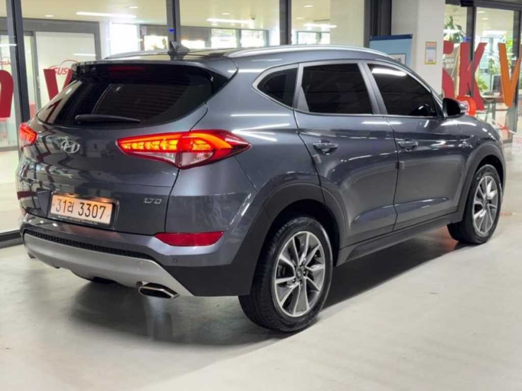 현대 투싼 올뉴투싼 디젤 1.7 2WD 프리미엄 이미지 4