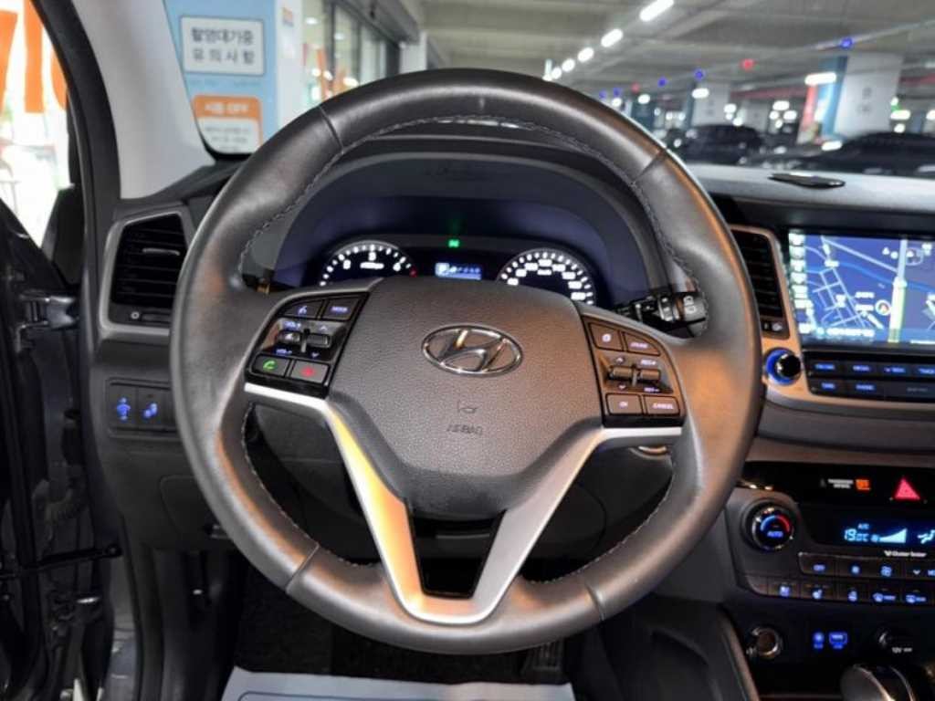 현대 투싼 올뉴투싼 디젤 1.7 2WD 프리미엄 이미지 8