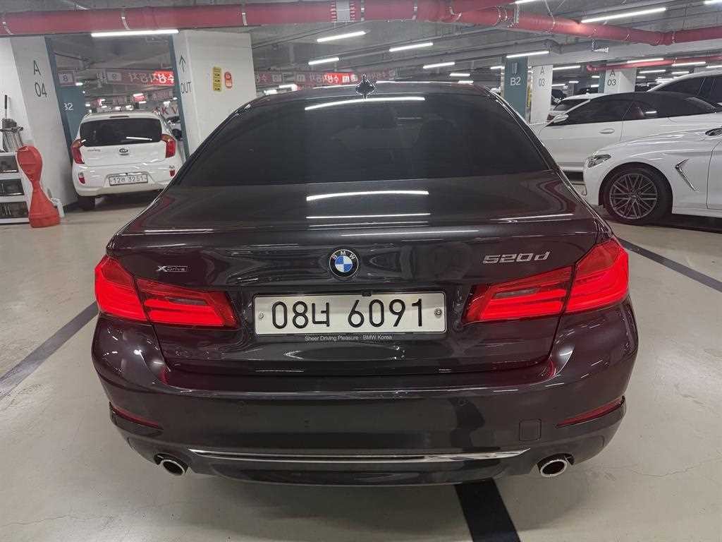 BMW 5시리즈 5시리즈 (G30) 520d xDrive 럭셔리 플러스 이미지 6