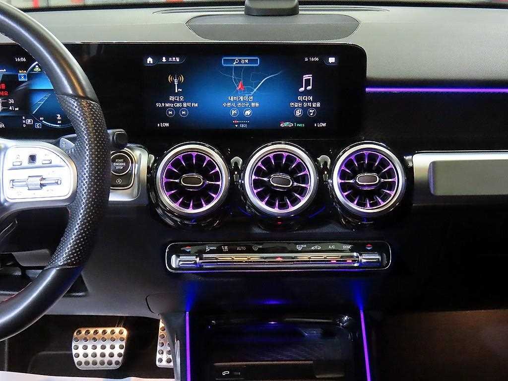 벤츠 GLB 클래스 GLB클래스 X247 GLB 250 4MATIC 이미지 11