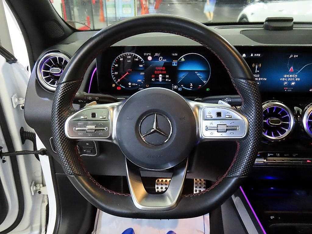 벤츠 GLB 클래스 GLB클래스 X247 GLB 250 4MATIC 이미지 8