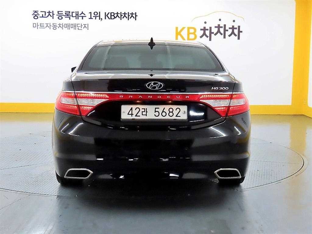현대 그랜저 그랜저 HG HG300 EXCLUSIVE 기본형 이미지 3