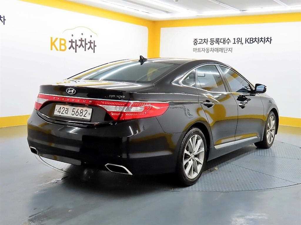 현대 그랜저 그랜저 HG HG300 EXCLUSIVE 기본형 이미지 4
