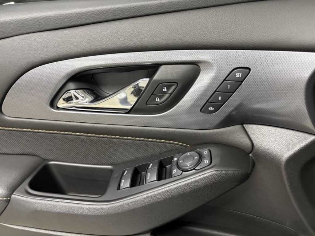 쉐보레 트래버스 3.6 AWD 레드라인 이미지 9