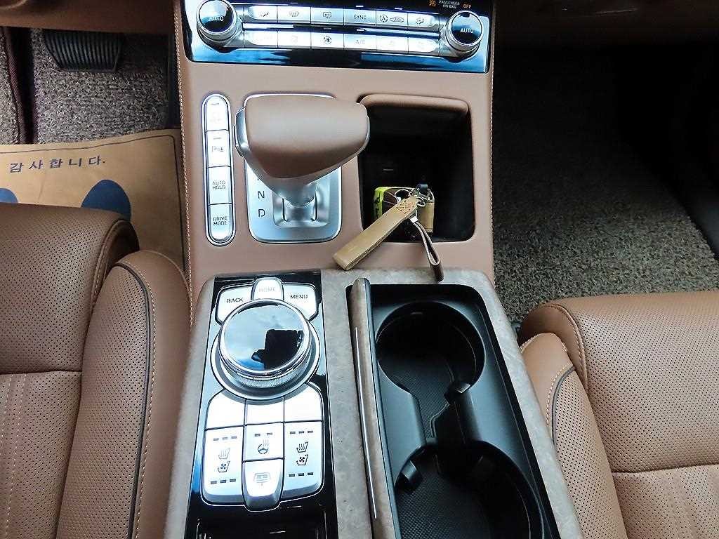 제네시스 G90 5.0 GDI AWD 프레스티지 이미지 11