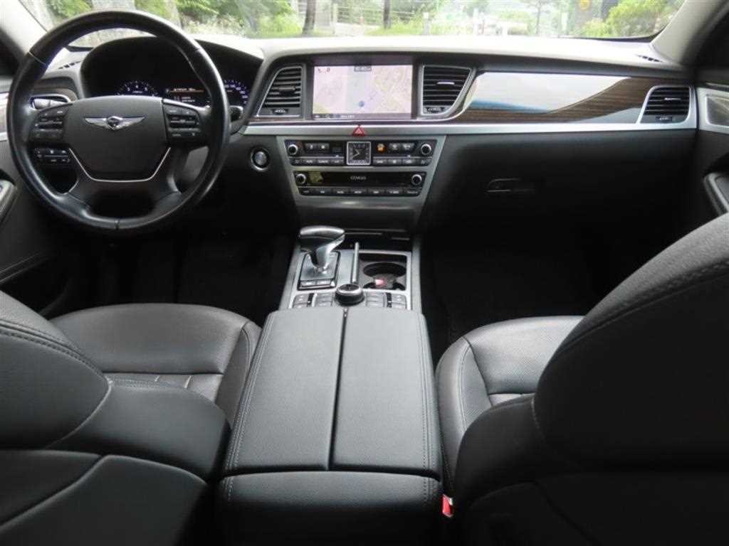 제네시스 G80 3.3 GDI AWD 프리미엄 럭셔리 이미지 15