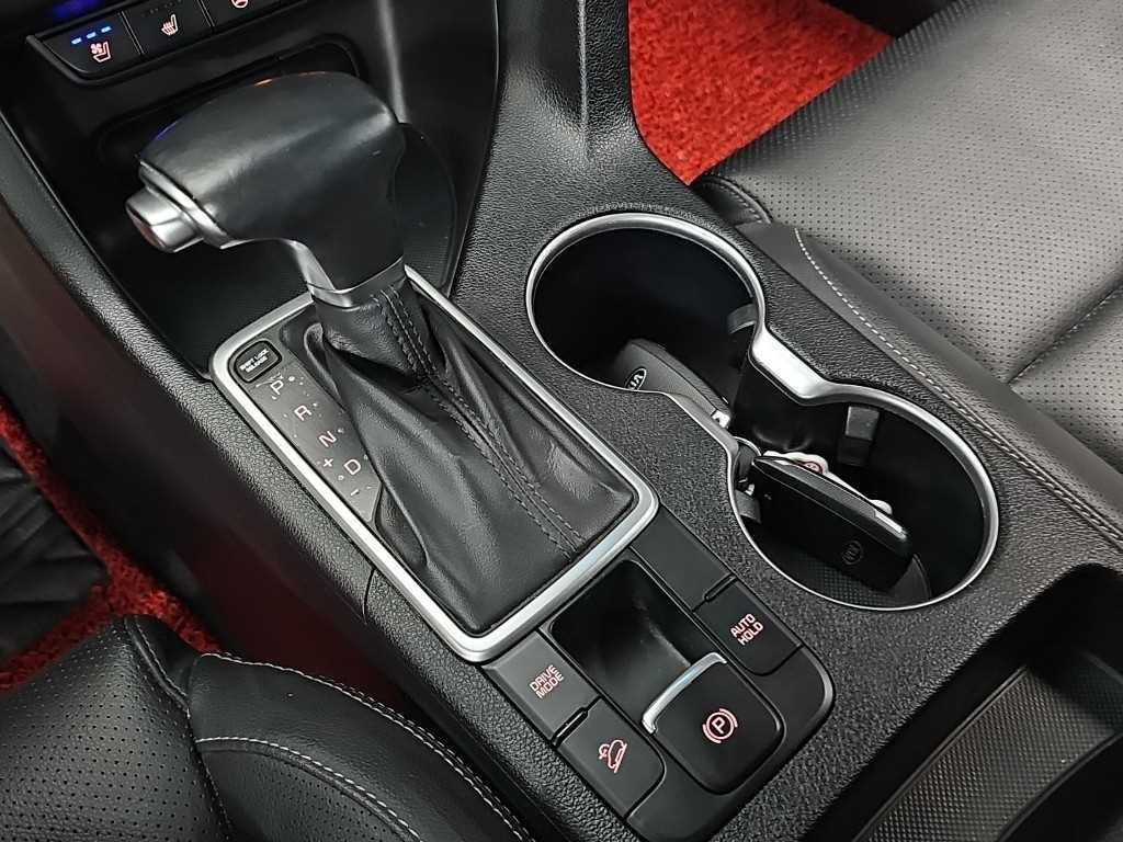 기아 스포티지 스포티지 더 볼드 1.6 디젤 2WD 럭셔리 이미지 8