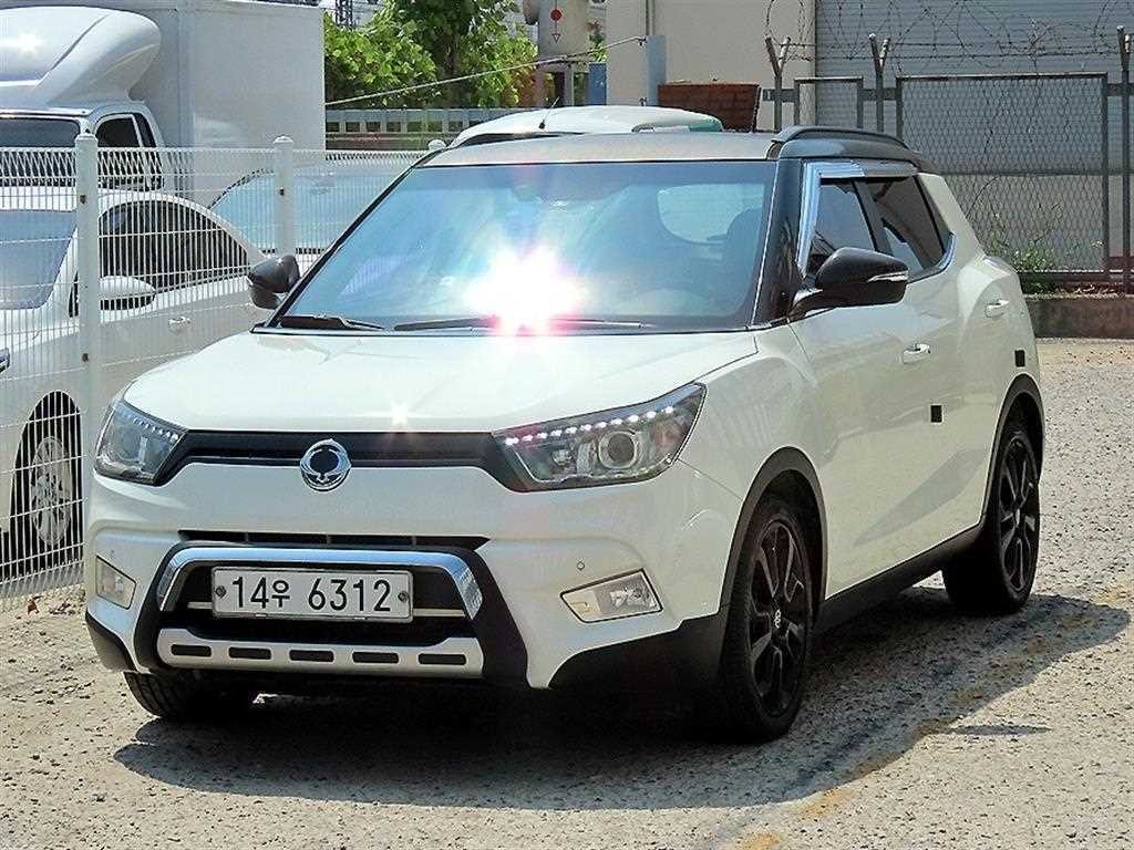 KG모빌리티(쌍용) 티볼리 디젤 2WD 1.6 VX 이미지 2