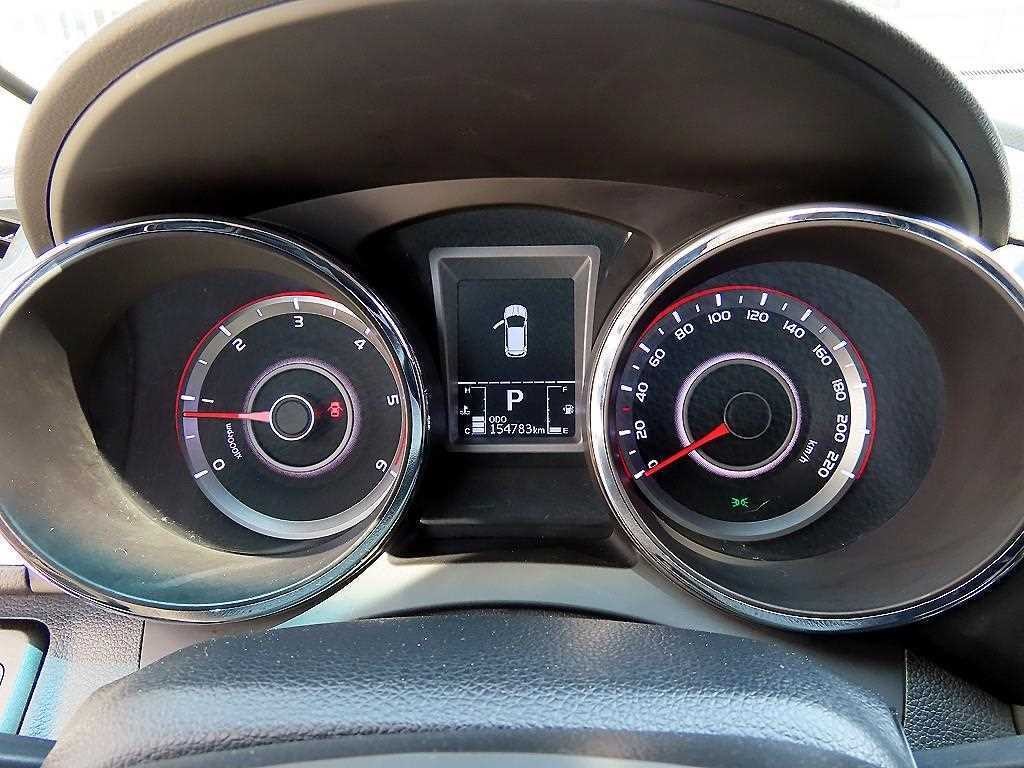 KG모빌리티(쌍용) 티볼리 디젤 2WD 1.6 VX 이미지 9
