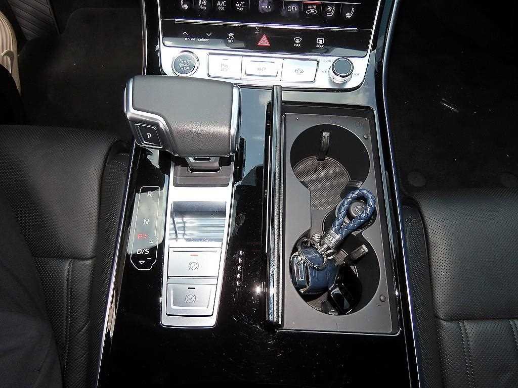 아우디 A8 A8 (D5) 55 TFSI 콰트로 LWB 기본형 이미지 11