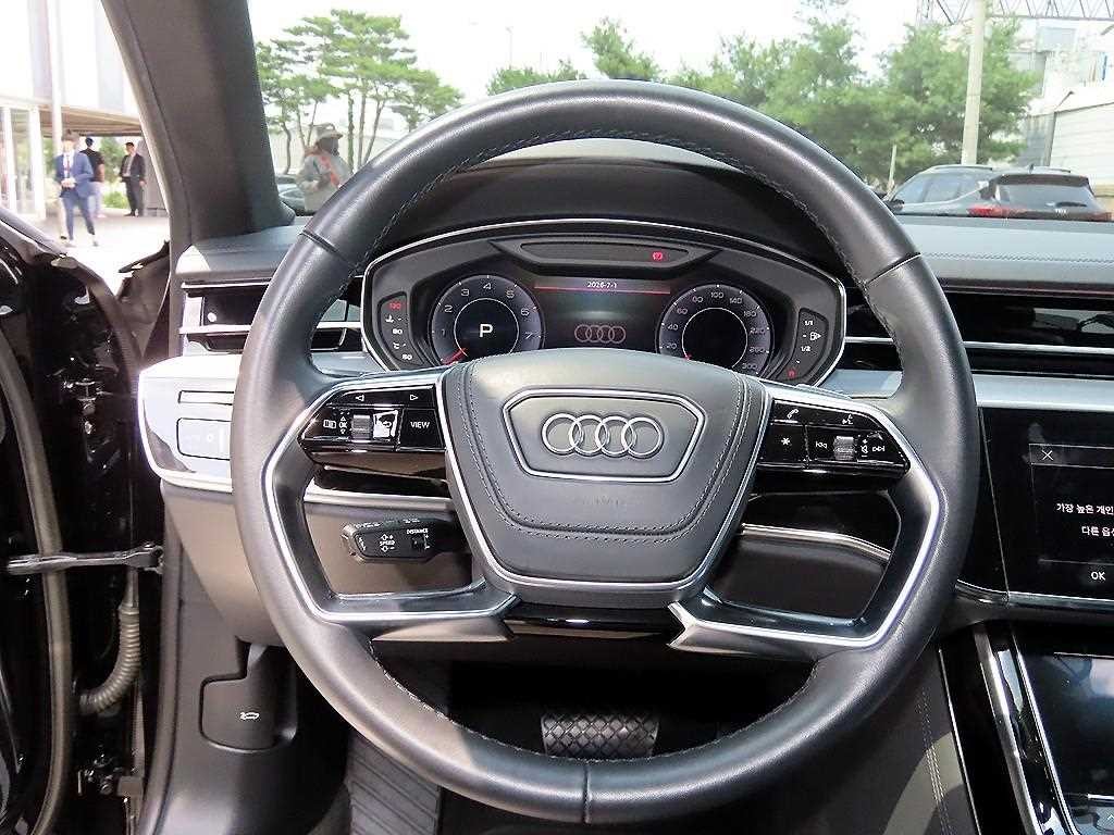 아우디 A8 A8 (D5) 55 TFSI 콰트로 LWB 기본형 이미지 8