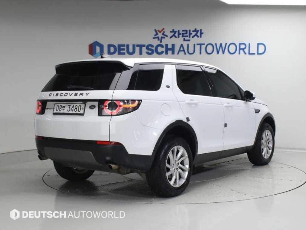 랜드로버 디스커버리 스포츠 2.0 TD4 SE 이미지 2