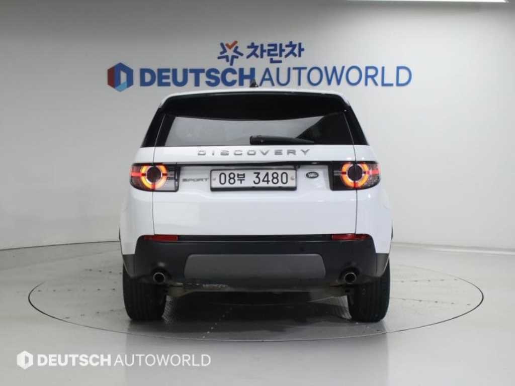 랜드로버 디스커버리 스포츠 2.0 TD4 SE 이미지 4
