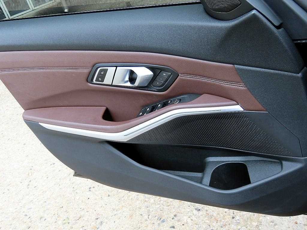 BMW 3시리즈 3시리즈 (G20) 320d 럭셔리 이미지 12