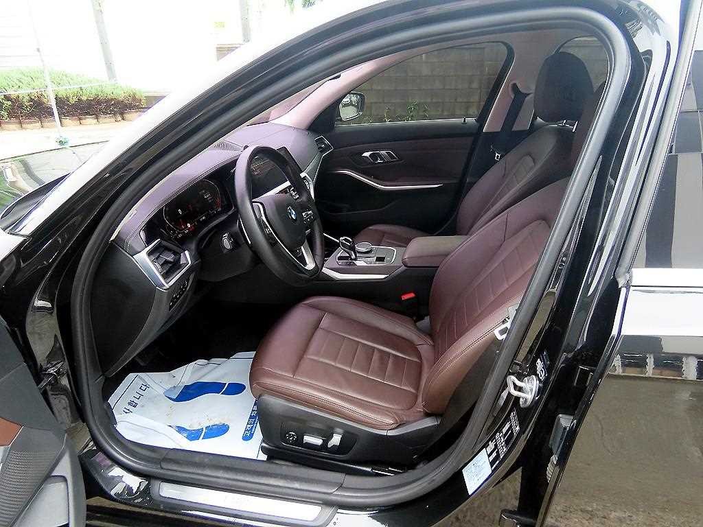 BMW 3시리즈 3시리즈 (G20) 320d 럭셔리 이미지 5