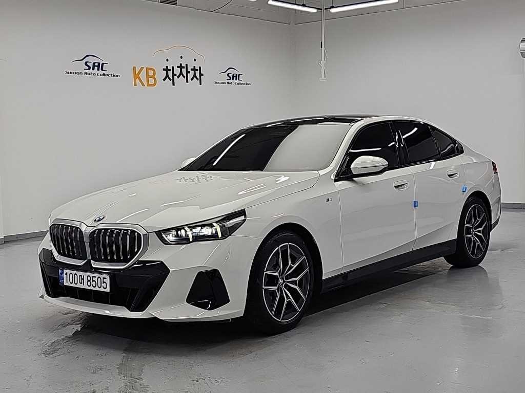BMW 5시리즈 5시리즈 (G60) 520i M 스포츠 이미지 1