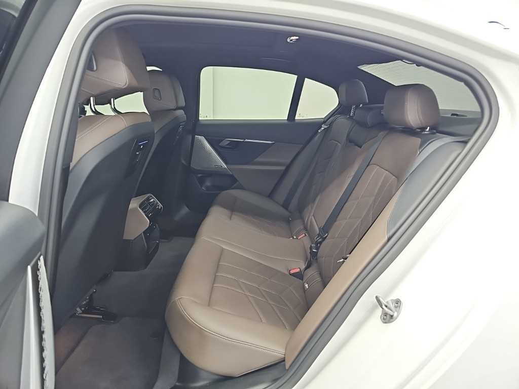 BMW 5시리즈 5시리즈 (G60) 520i M 스포츠 이미지 12