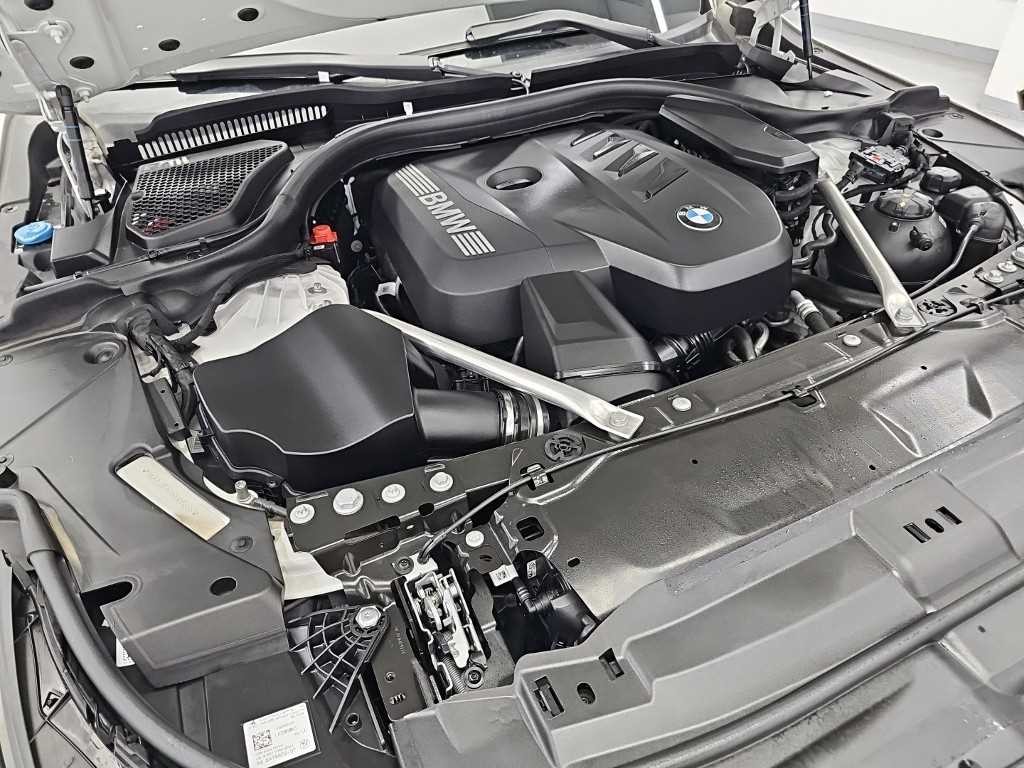 BMW 5시리즈 5시리즈 (G60) 520i M 스포츠 이미지 5