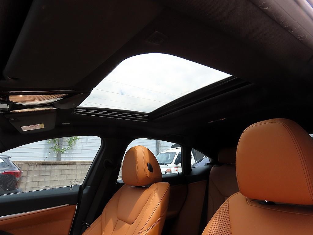 BMW i4 eDrive 40 M 스포츠 이미지 16