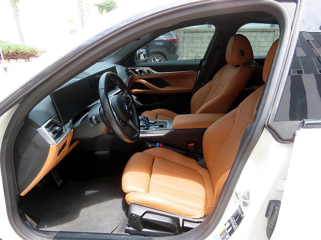 BMW i4 eDrive 40 M 스포츠 이미지 5