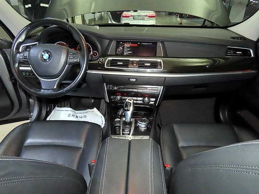 BMW 그란투리스모 5시리즈 GT (F07) GT xDrive 이미지 10