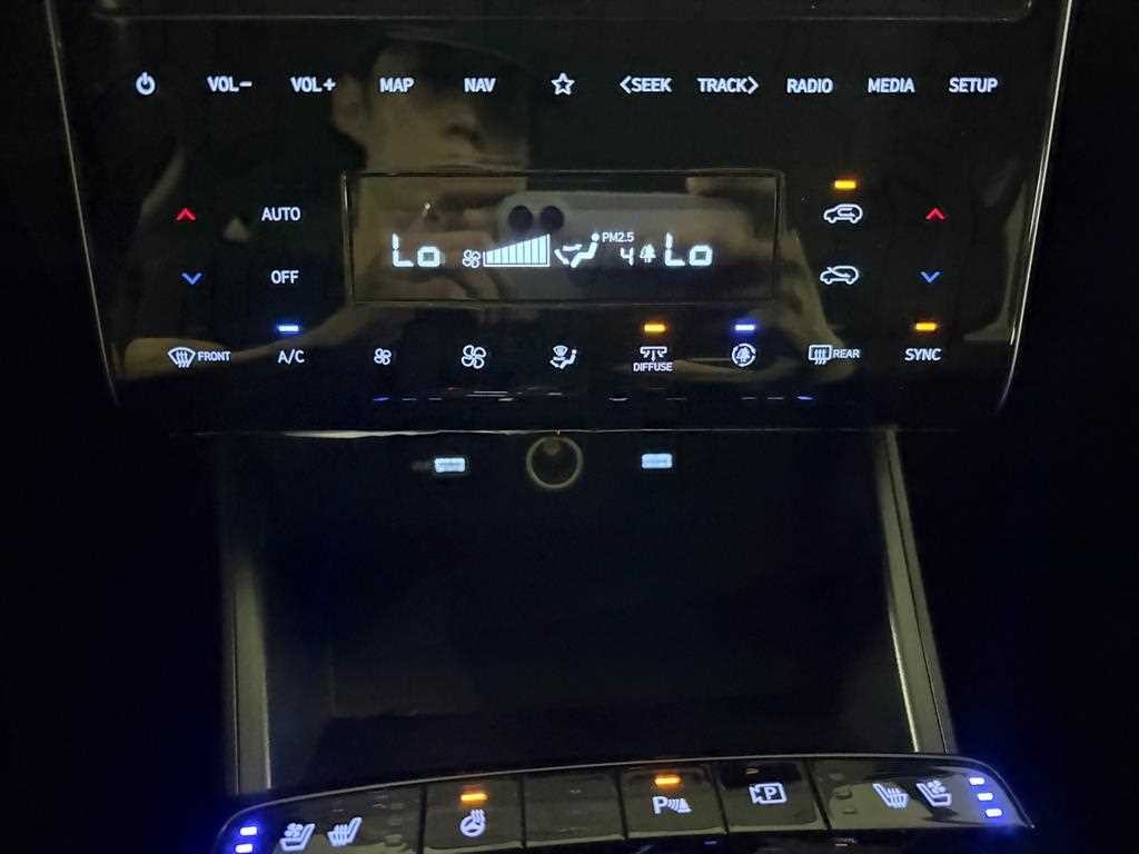 현대 투싼 투싼 (NX4) 디젤 2.0 2WD 프리미엄 이미지 13