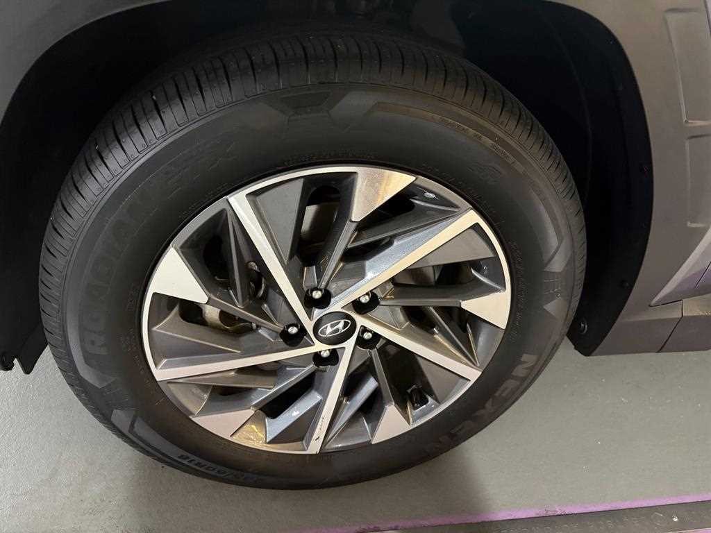 현대 투싼 투싼 (NX4) 디젤 2.0 2WD 프리미엄 이미지 19