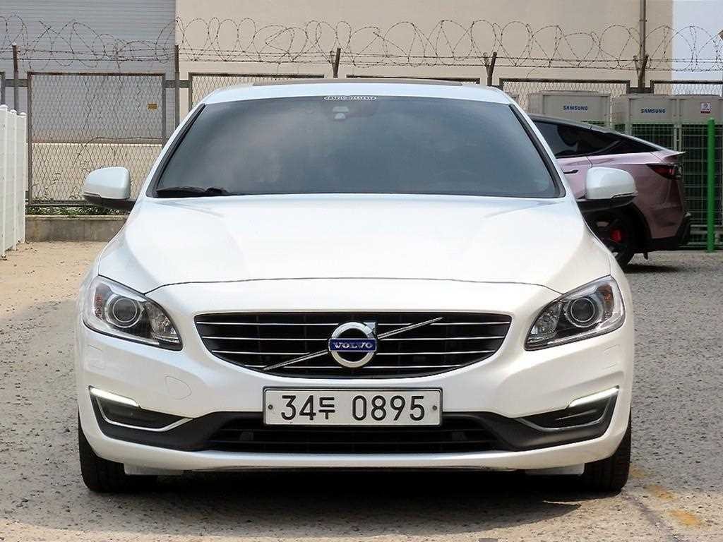 볼보 S60 뉴S60 D3 이미지 1