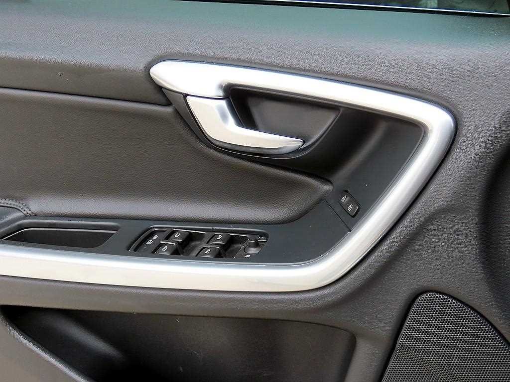 볼보 S60 뉴S60 D3 이미지 11
