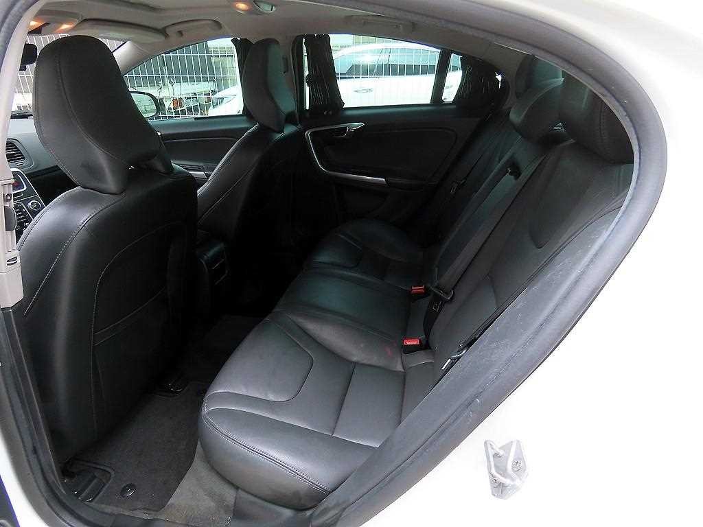 볼보 S60 뉴S60 D3 이미지 6