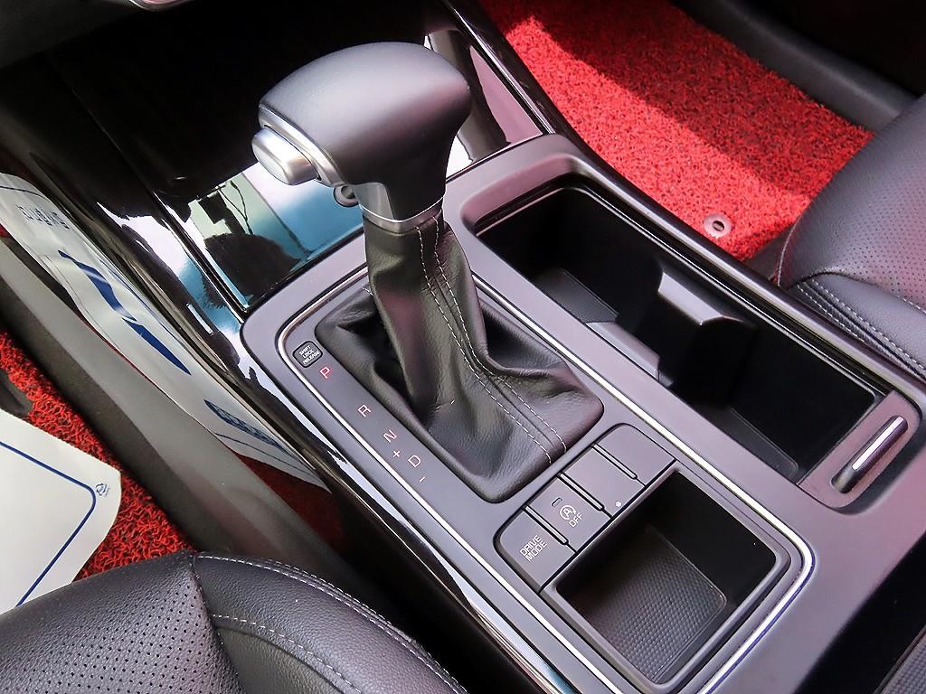 기아 쏘렌토 더 뉴 쏘렌토 디젤 2.2 2WD 넘버원 에디션 이미지 10