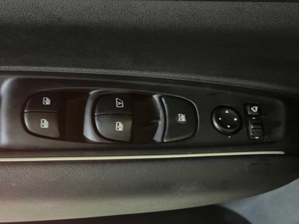 르노코리아(삼성) QM6 더뉴QM6 2.0 LPe LE 2WD 이미지 14