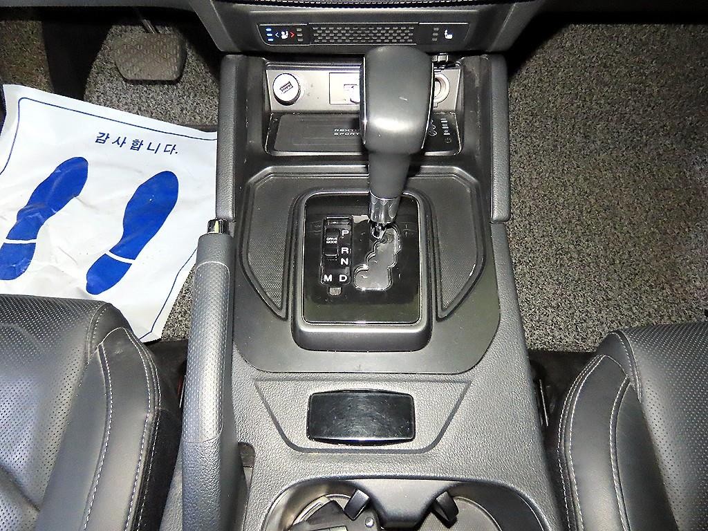 KG모빌리티(쌍용) 렉스턴 더 뉴 렉스턴 스포츠 디젤 2.2 2WD 노블레스 이미지 12