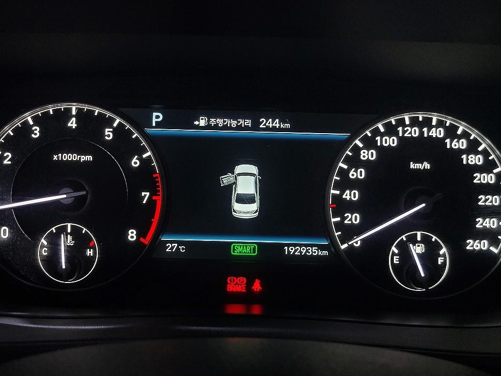 제네시스 EQ900 3.8 GDI AWD 프리미엄 럭셔리 이미지 10