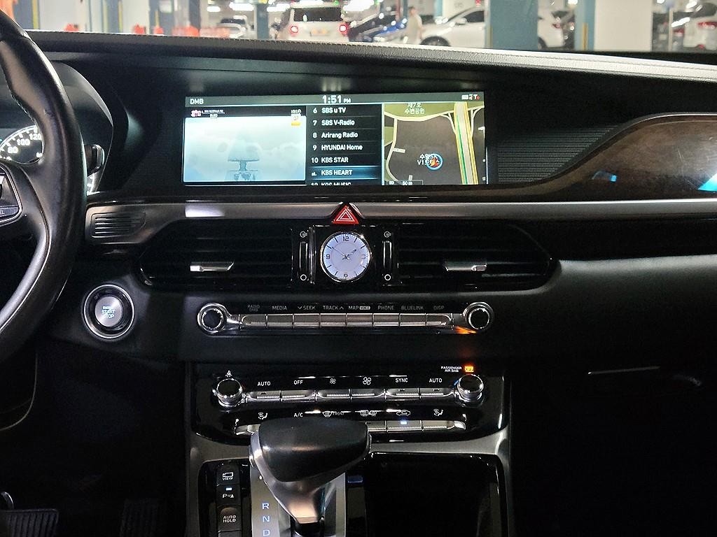 제네시스 EQ900 3.8 GDI AWD 프리미엄 럭셔리 이미지 11