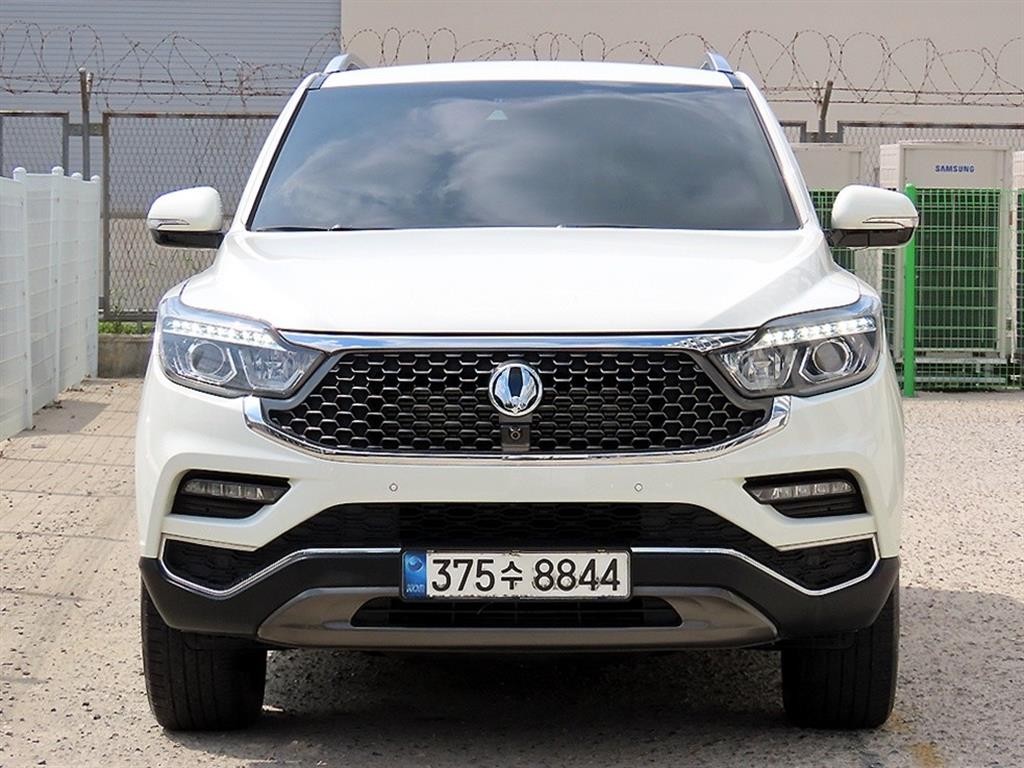 KG모빌리티(쌍용) 렉스턴 G4렉스턴 디젤 2.2 2WD 마제스티 이미지 1